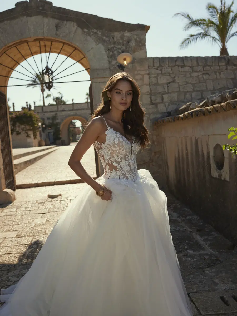 Edith by Modeca Bridal - view 2 of 4