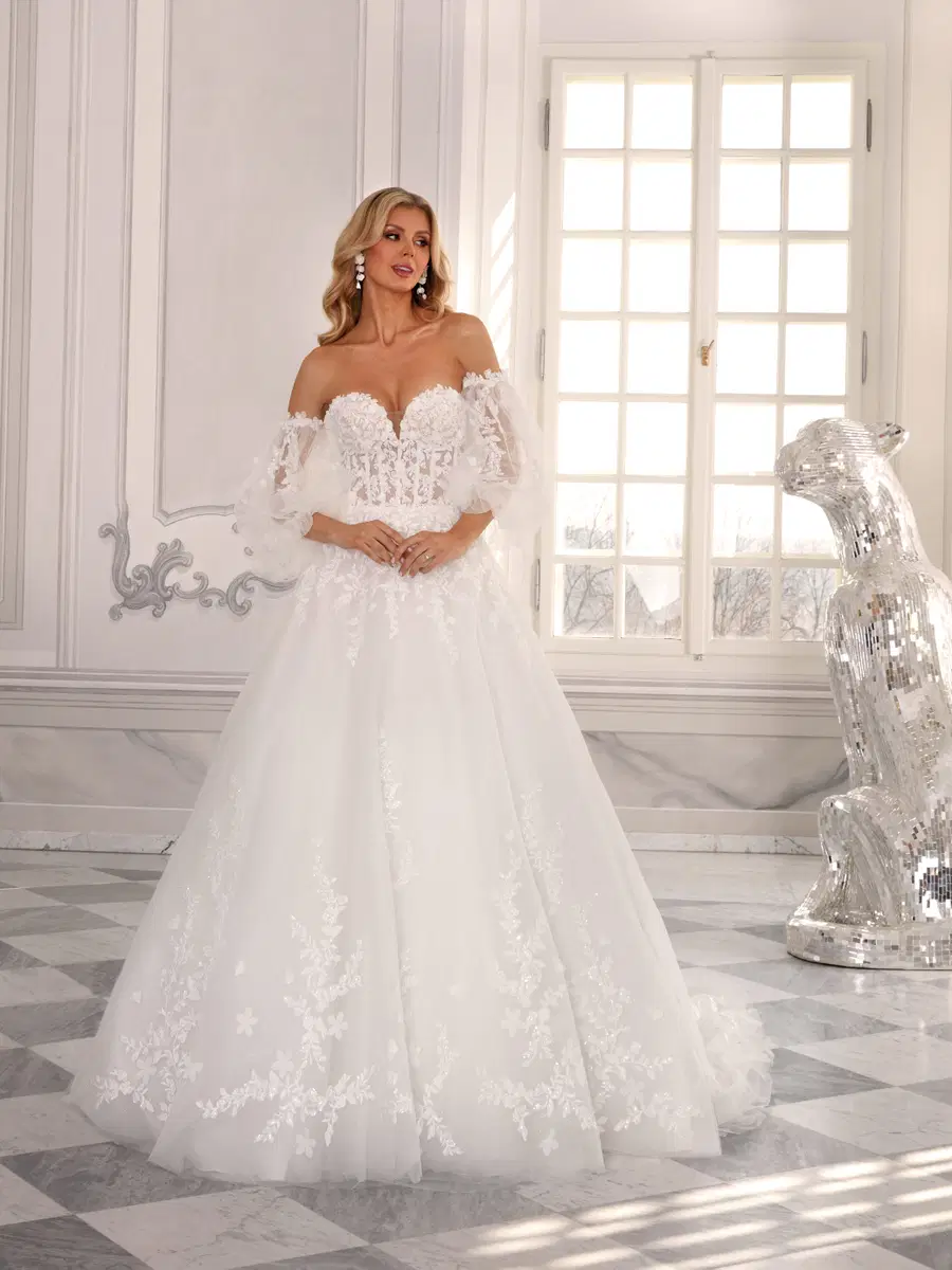 Nia by Vanilla Sposa: Ball Gown silhouette, sweetheart neckline, separate sleeves, lace