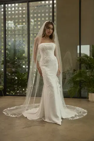 BL495 by Beloved by Casablanca - view 6 of 9