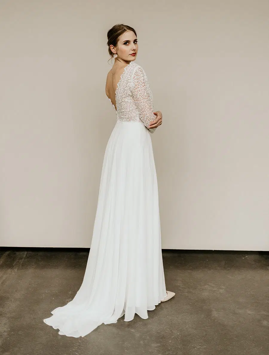 HELEN by Esther Hofmann - view 6 of 8