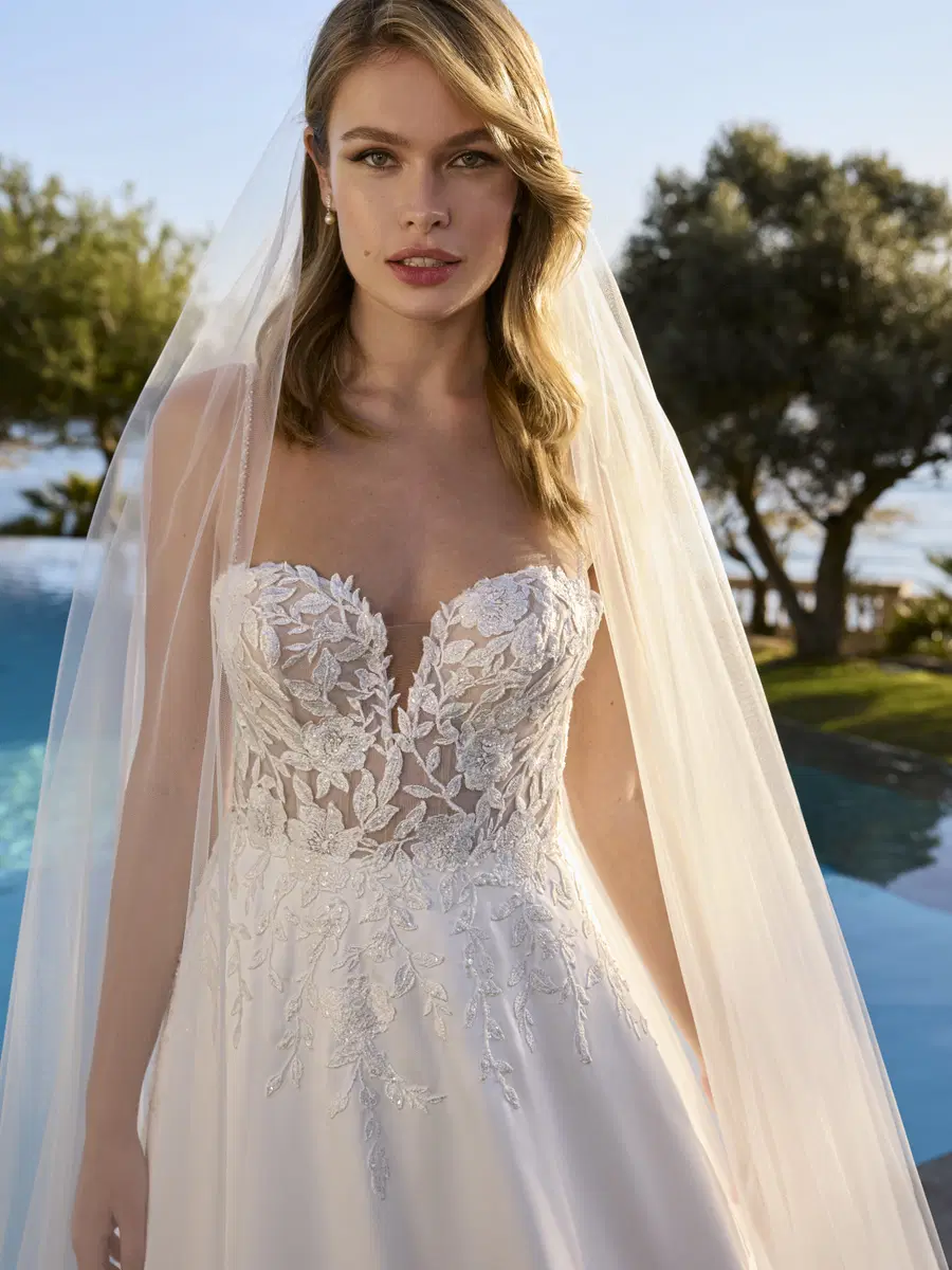 LISIANNE by Ladybird - view 4 of 4