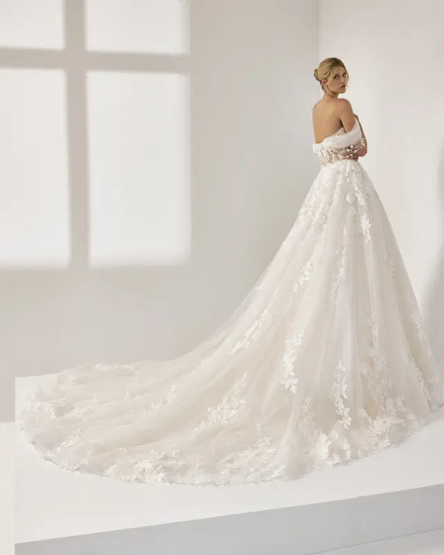 Althea by Luna Novias - view 3 of 3