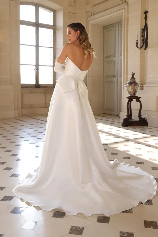 Adora by Azuree Bridal - view 3 of 3