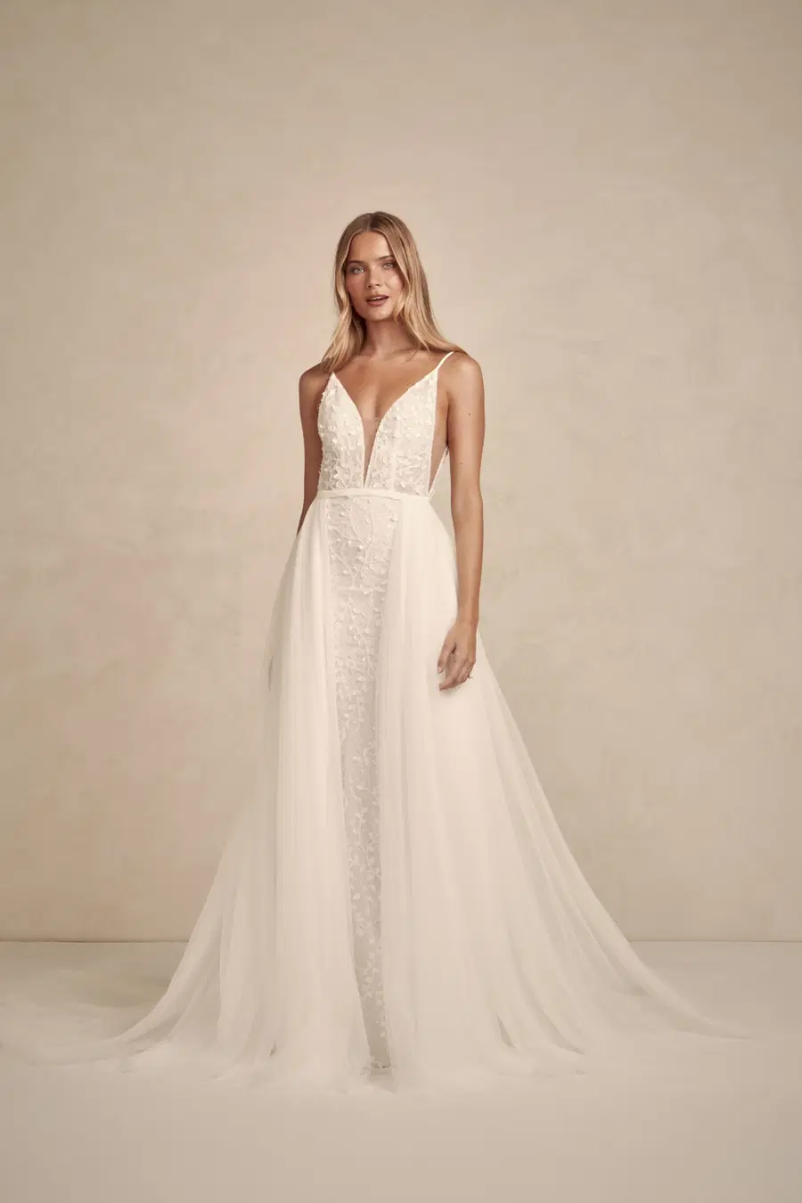 Hudson by MWL Bride: Trumpet silhouette, deep V-neck neckline, sleeveless, lace