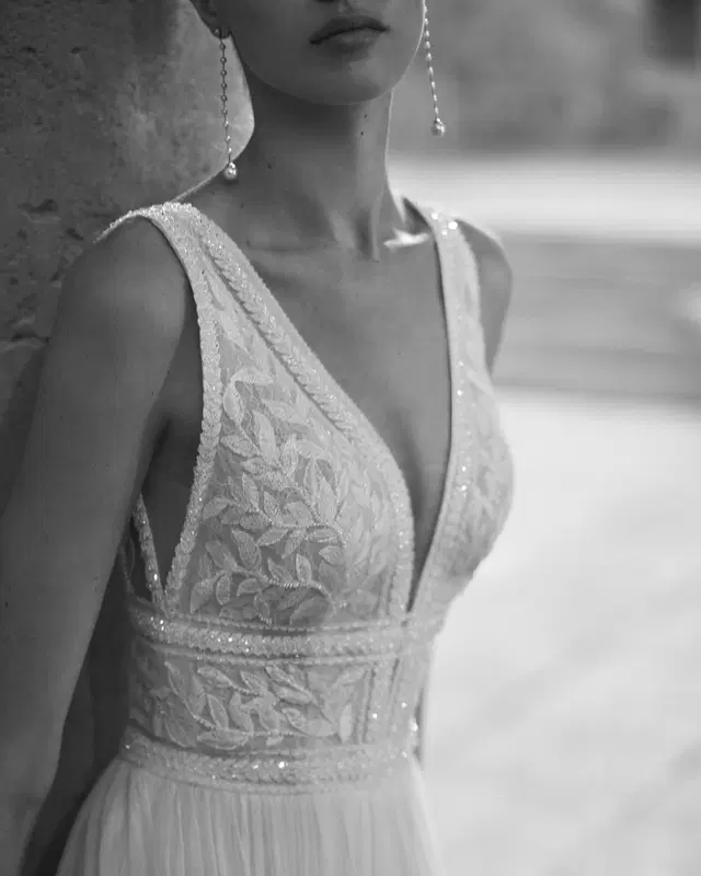 Lelia by Rosa Clara - view 2 of 4