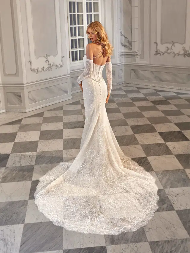 Kelly by Vanilla Sposa - view 2 of 2