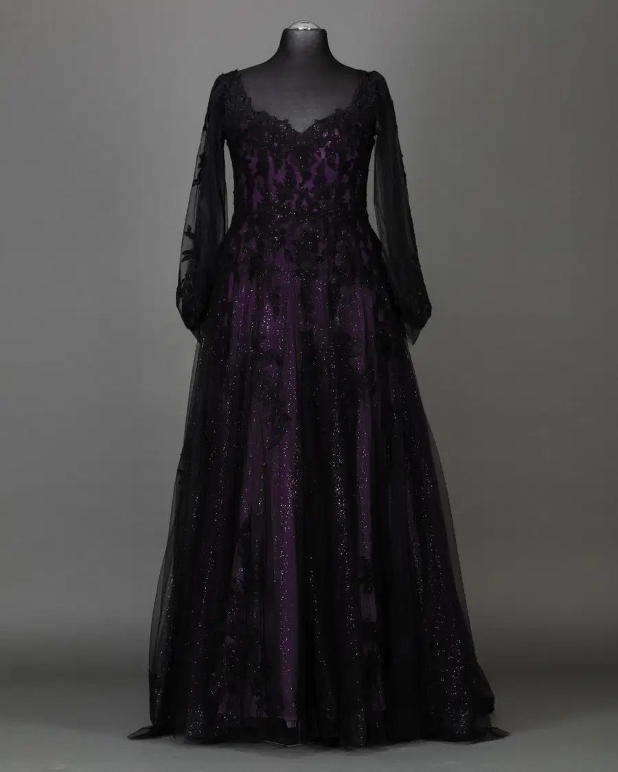 Sleeve Purple von DarkDreamCouture - Ansicht 1 von 1