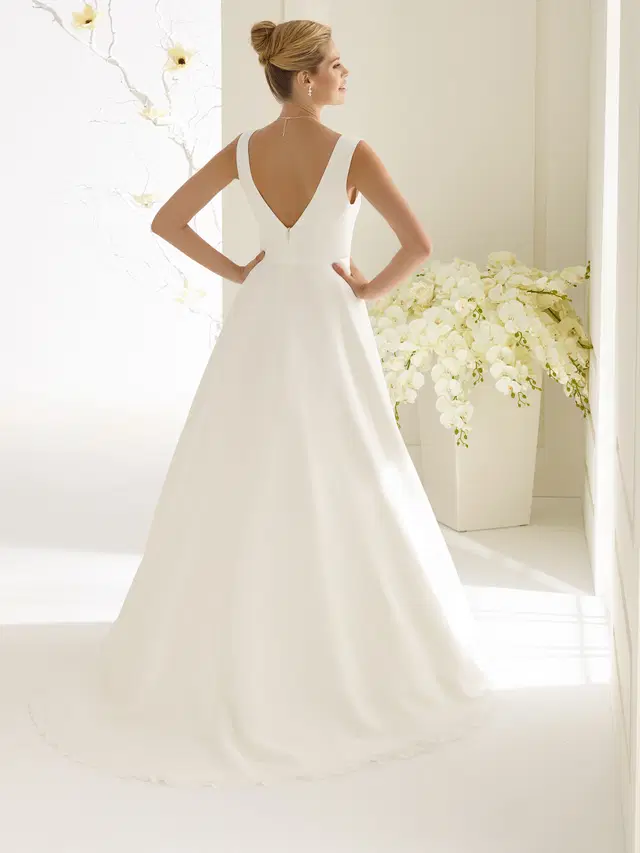 DALILA by Bianco Evento - view 3 of 3