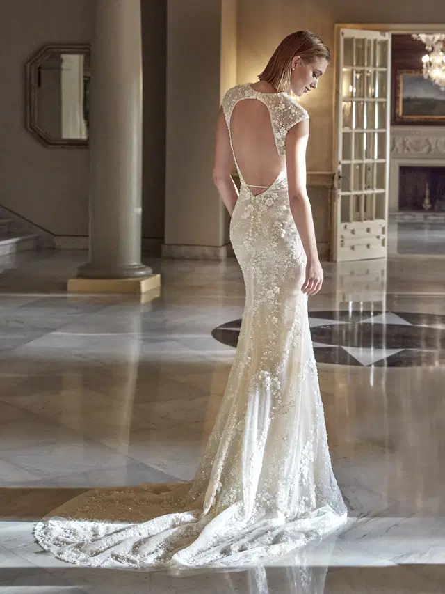 GESSAMI by Pronovias Privée - view 3 of 3