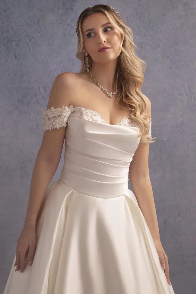 Octavia by Donna Salado Bridal - view 2 of 4