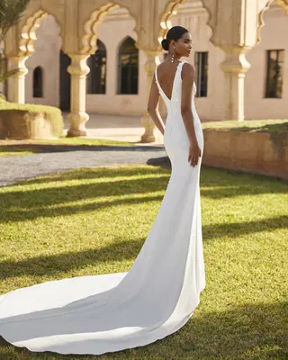 Oda by Rosa Clara - view 3 of 4