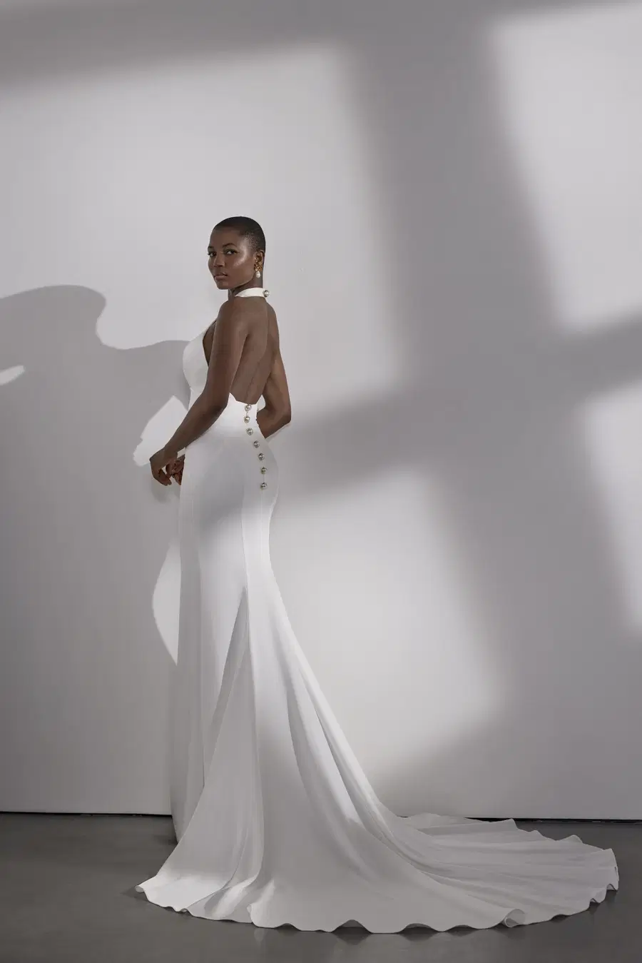 Isa by Avenue by Josephine Scott - view 3 of 4