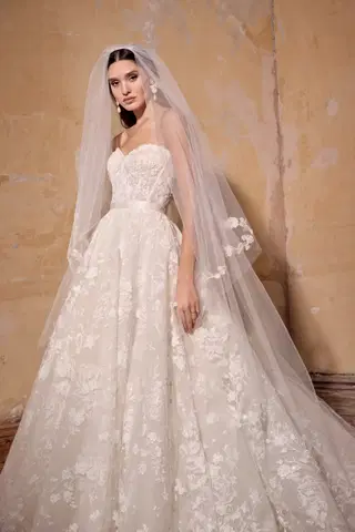 Camilla by Josephine Scott - view 6 of 9