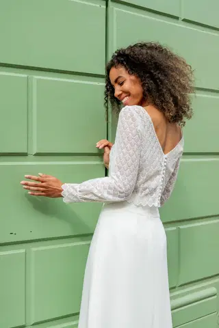 Top Esthi by noni Selected - view 2 of 7