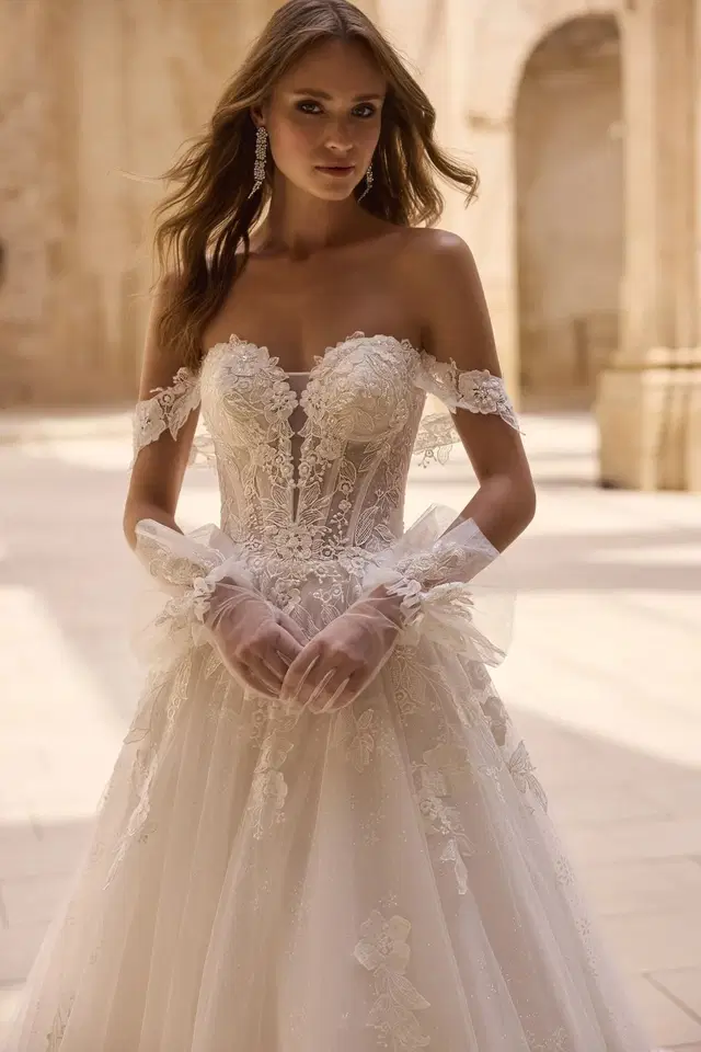 Harley by Veni Infantino - view 2 of 6