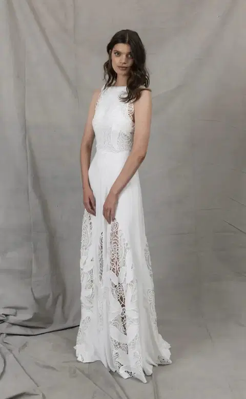 Macra wedding dress by Kisui, A-line, lace
