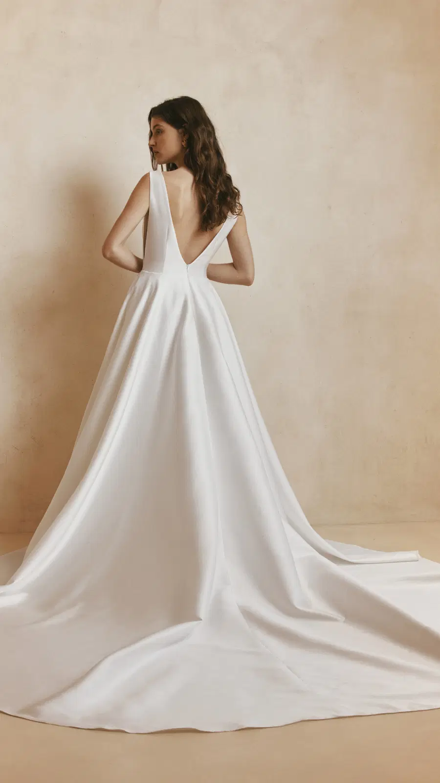 Venetia by Anna Kara - view 4 of 4