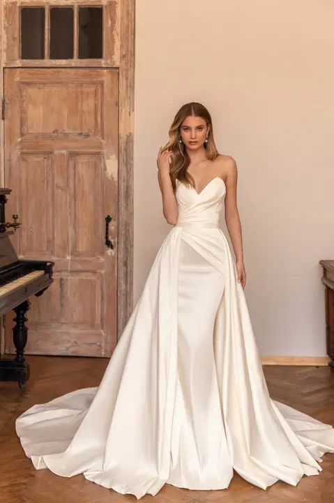 Lika wedding dress by Eva Lendel, mermaid, mikado
