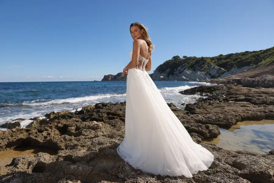Amira by Azuree Bridal - view 4 of 4
