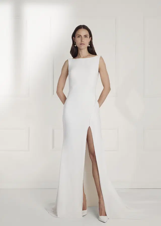 NOVA by Serravalle: straight neckline, sleeveless, crepe