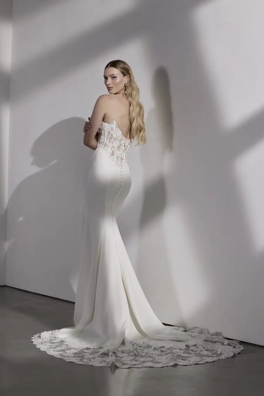 Brompton by Avenue by Josephine Scott - view 9 of 11