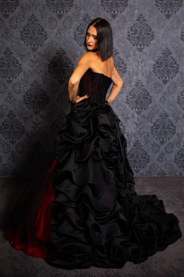Dame Barock Red von DarkDreamCouture - Ansicht 3 von 3