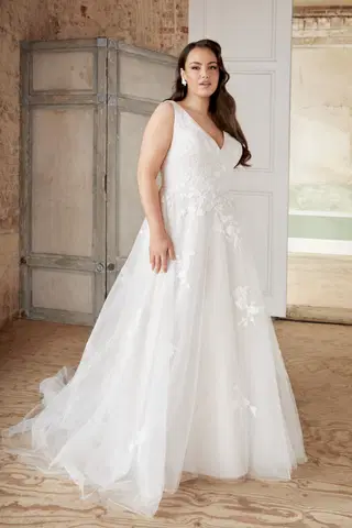 44525 by Sincerity Bridal - view 7 of 11