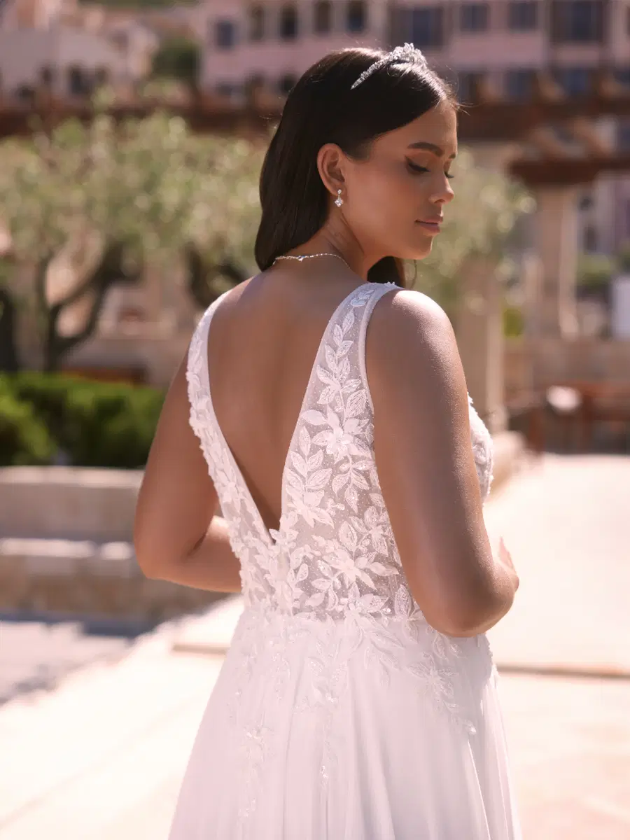 Milon c by Bianco Evento - view 4 of 4