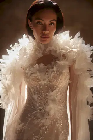 Gina Manes by Innocentia Divina - view 3 of 4