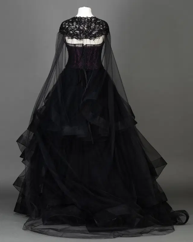 Black Pink Volon von DarkDreamCouture - Ansicht 2 von 3