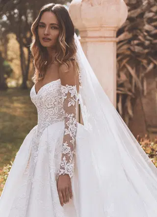 Velvet by Enzoani - view 7 of 8