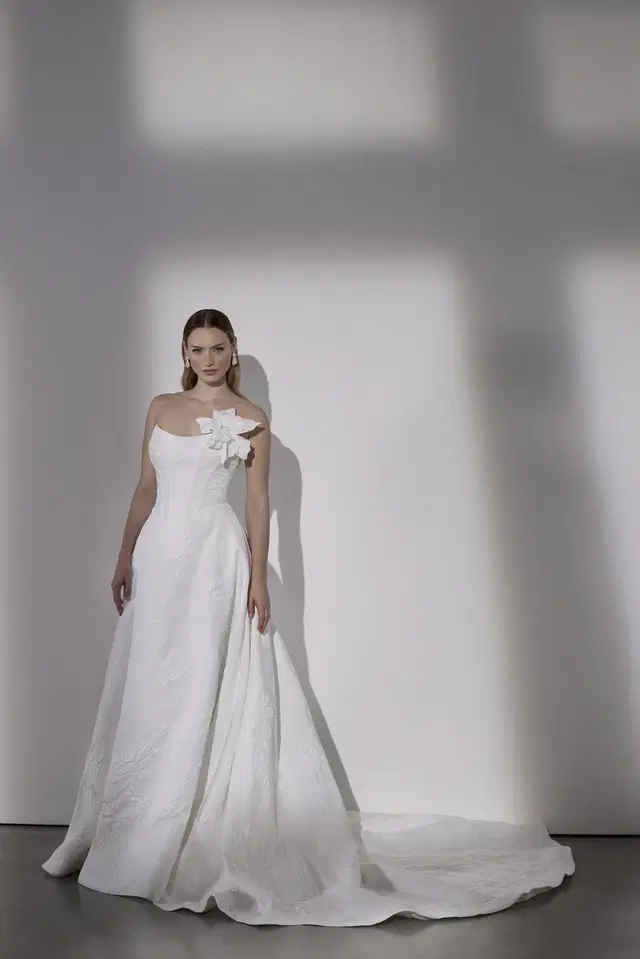 Clarendon by Avenue by Josephine Scott: A-Line silhouette, cat eye neckline, sleeveless, jacquard