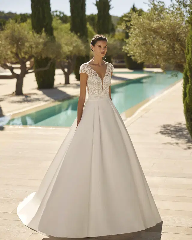 Sofia by Adriana Alier: Ball Gown silhouette, V-neck neckline, cap sleeves, satin