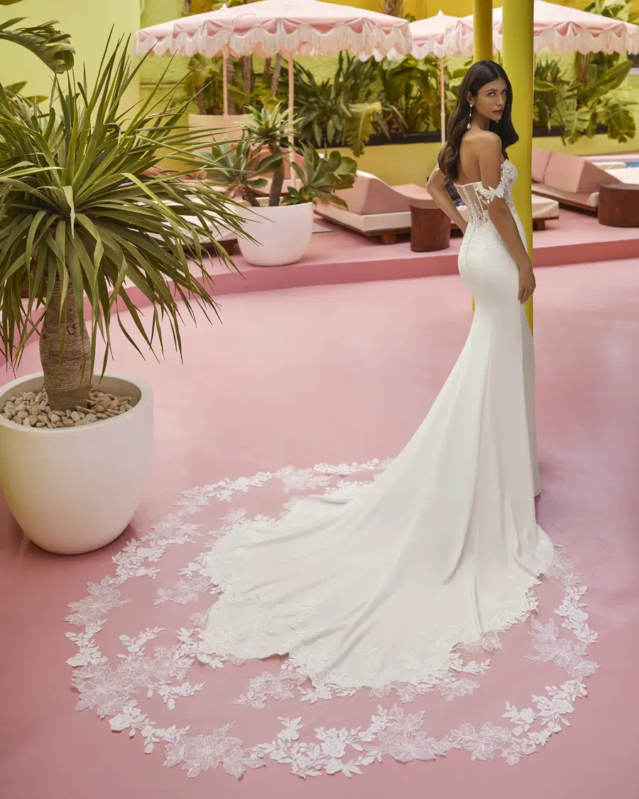 Janie by Luna Novias - view 2 of 4