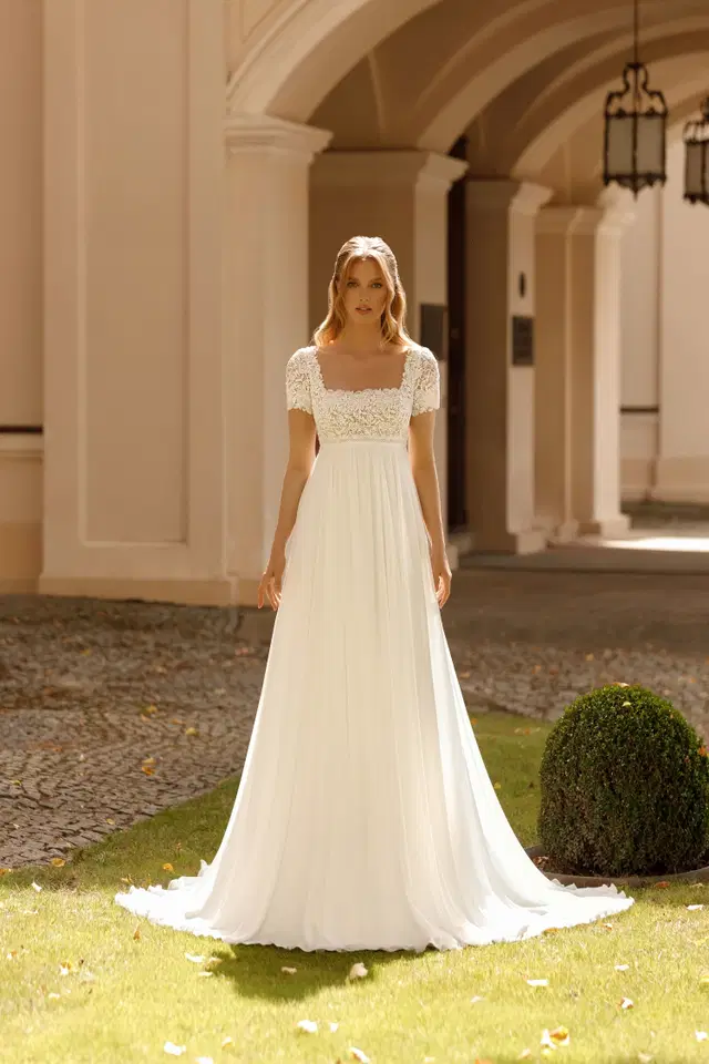 1094 by Angela Bianca: A-Line silhouette, square neckline, short sleeves, chiffon