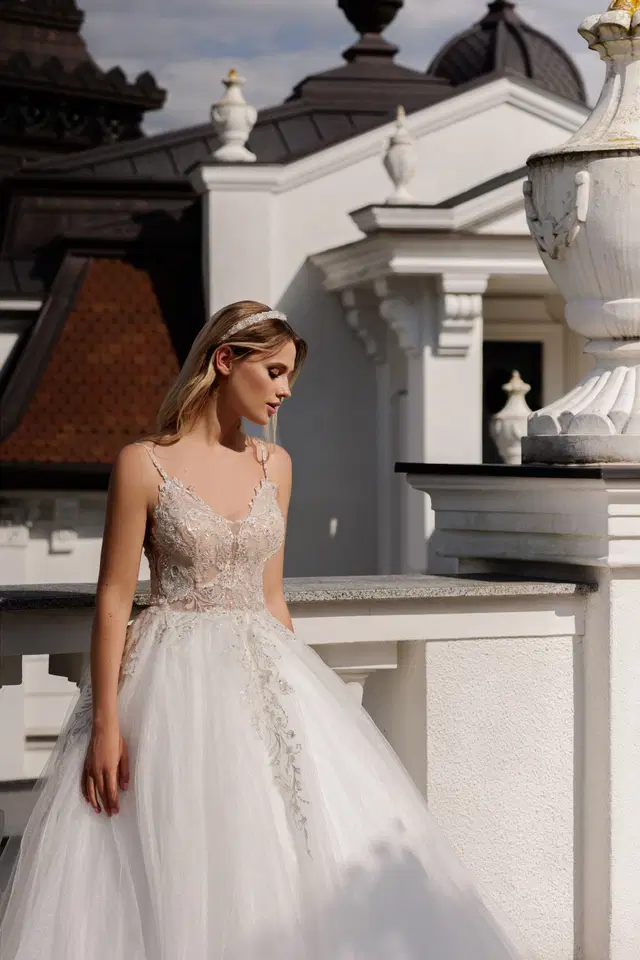 5577 by Serena Bridal - view 3 of 3