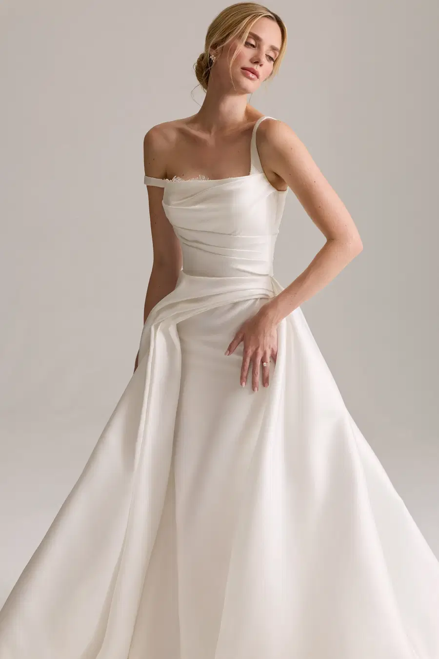 Lucienne by Josephine Scott - view 4 of 7