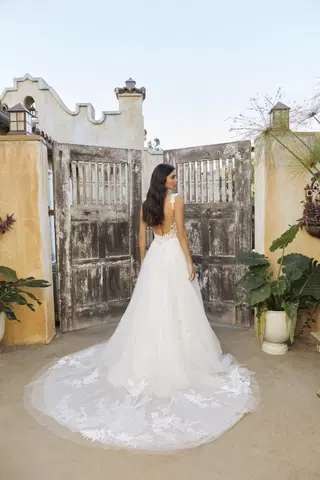 Farrah by Beloved by Casablanca - view 5 of 6