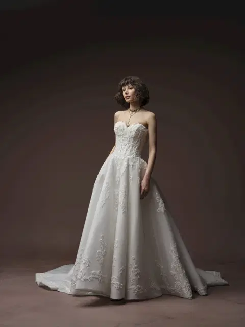 Gwyneth wedding dress by Sottero & Midgley, A-line, lace