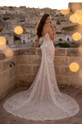 8397 by Monica Loretti - view 2 of 7