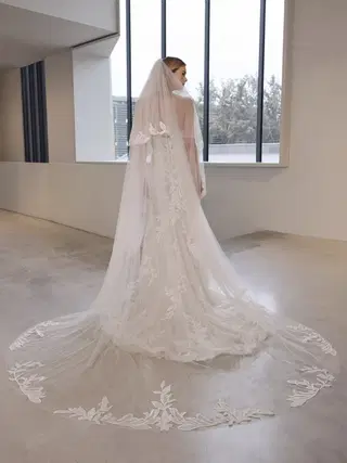 DEBIE by Pronovias - view 3 of 5