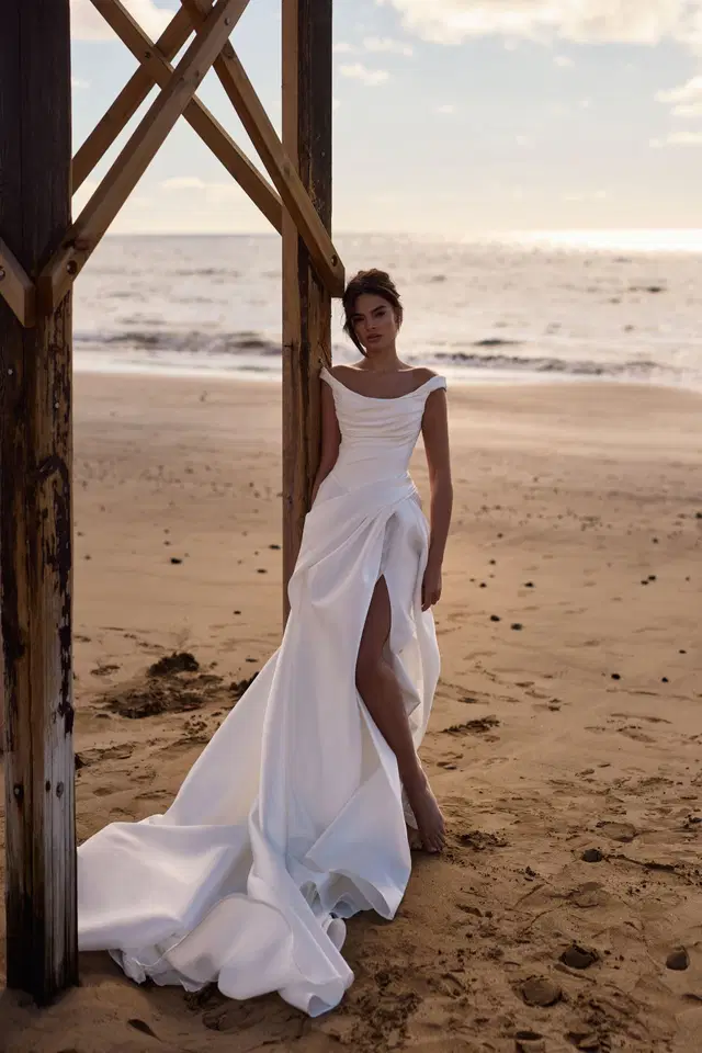 Glimpse by Milla Nova: A-Line silhouette, sweetheart neckline, mikado