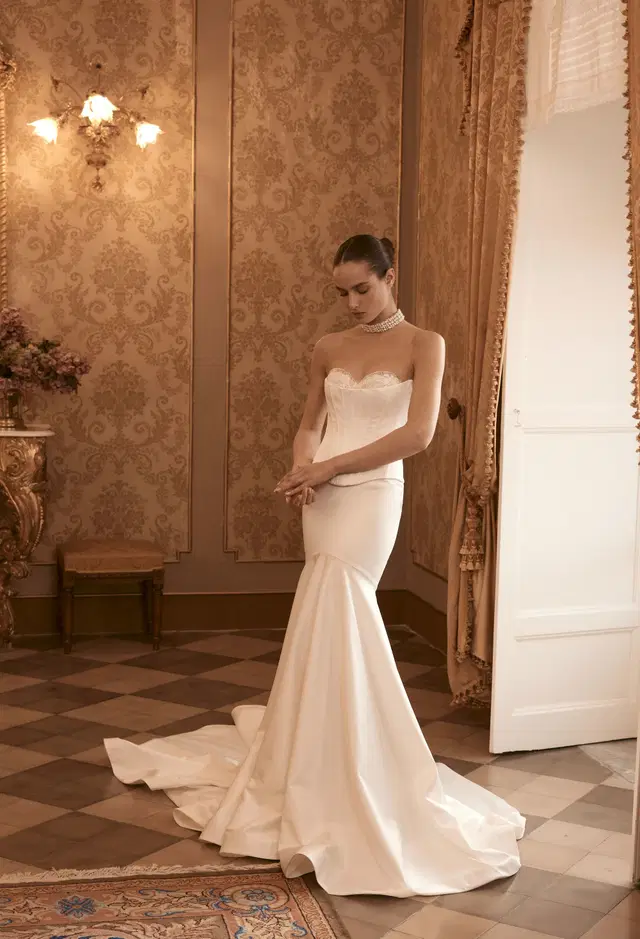 Blanche 25-008 by Ricca Sposa Atelier: Mermaid silhouette, sweetheart neckline, sleeveless, lace