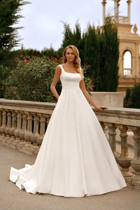 Style 8275 wedding dress by Monica Loretti, A-line, satin
