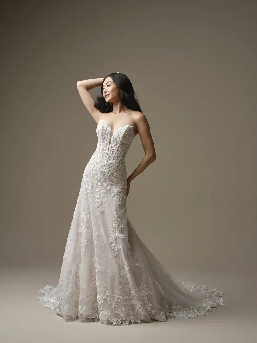Farrah by Maggie Sottero: A-Line silhouette, sweetheart neckline, lace