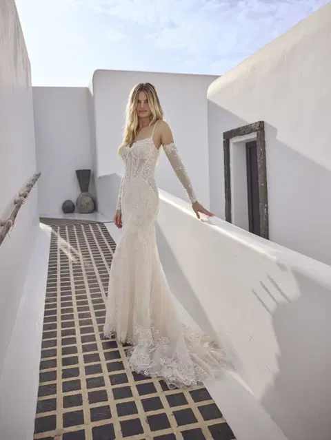 Izzy wedding dress by Modeca Bridal, fit & flare, lace