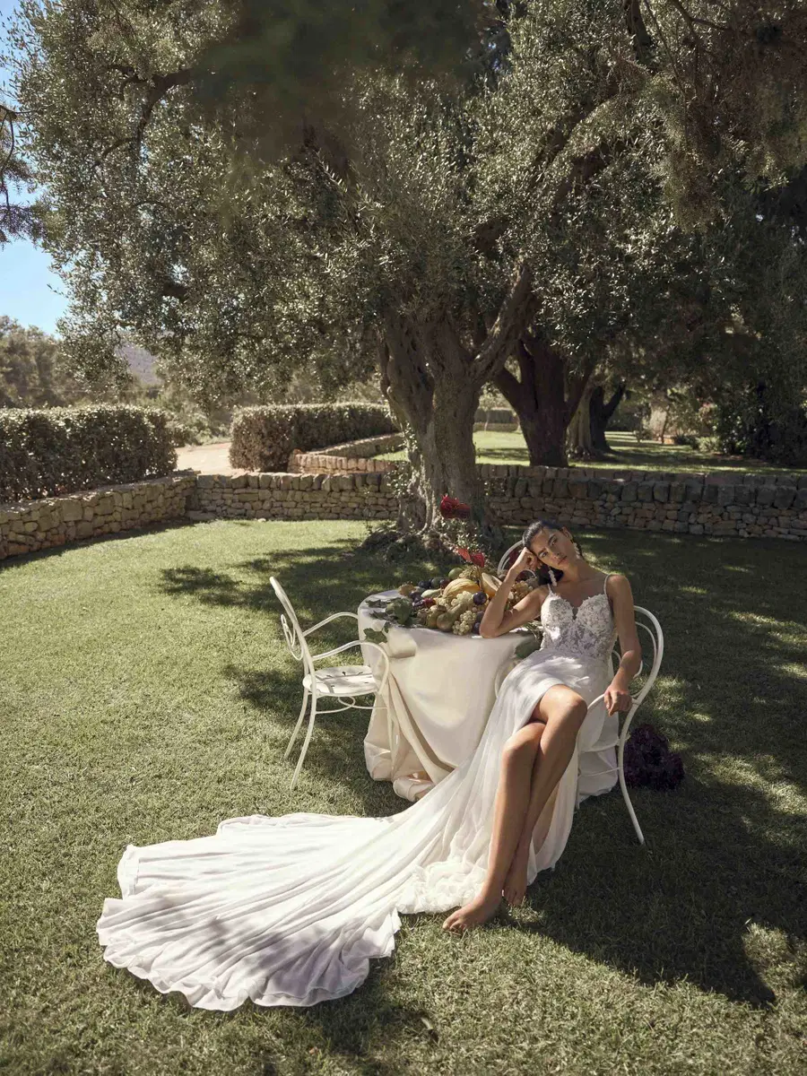 Miriam von Modeca Bridal - Ansicht 4 von 4