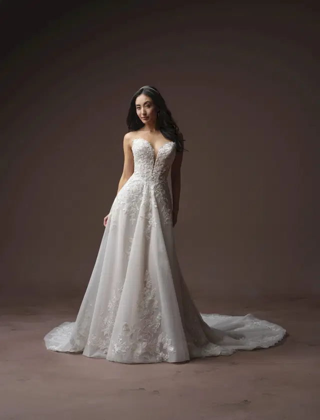 BERNADINE by Rebecca Ingram: A-Line silhouette, sweetheart neckline, cap sleeves, lace