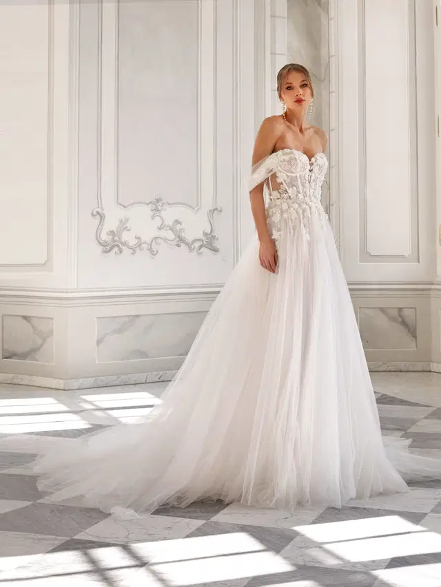 Pearl by Vanilla Sposa: A-Line silhouette, deep V-neck neckline, lace, chapel train