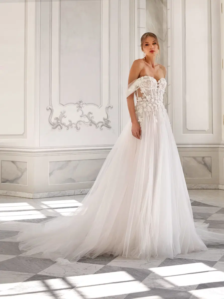 Pearl by Vanilla Sposa: A-Line silhouette, deep V-neck neckline, lace, chapel train